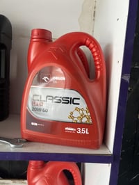 زيوت سيارات مختلفه للبيع أبيع شلعه وحده وياهن دهن دراجات وفلاتر مختلفه...