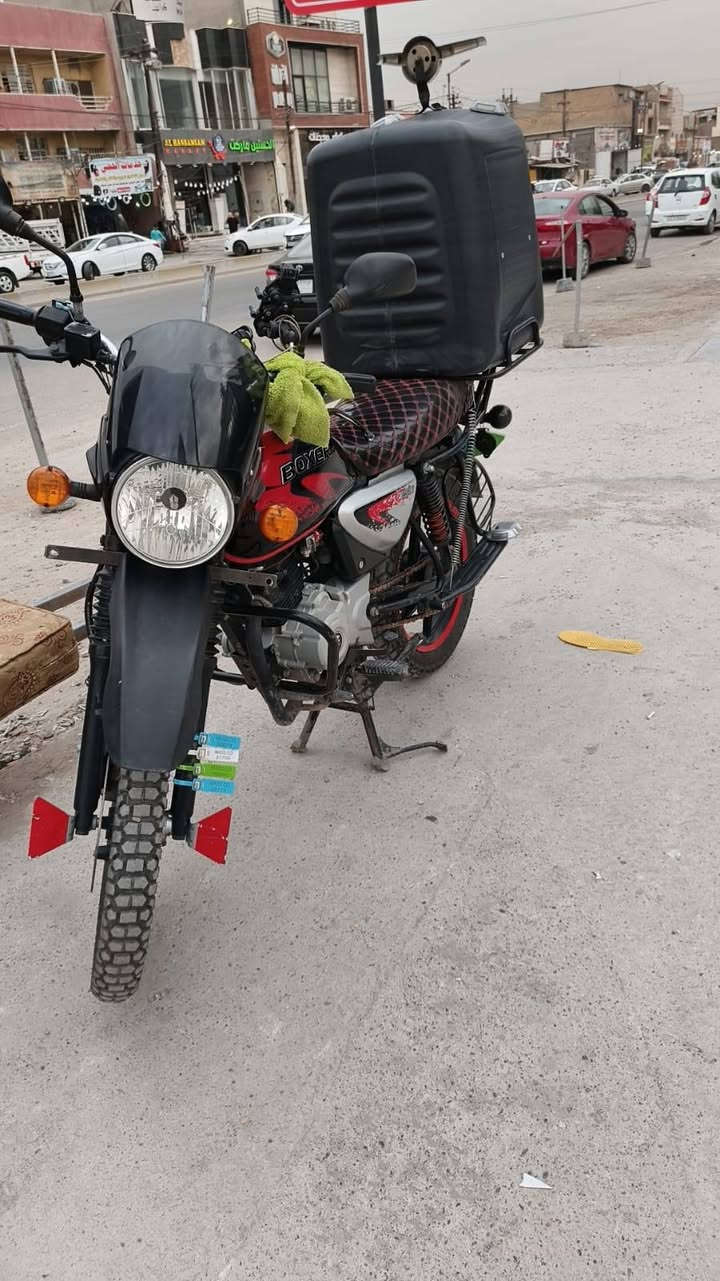 السلام عليكم للبيع دراجه بوكسر 21 نظيفه مكفوله اوراق وتترقم
السعر 1400 بيها مجال

بغداد السيديه
***********
