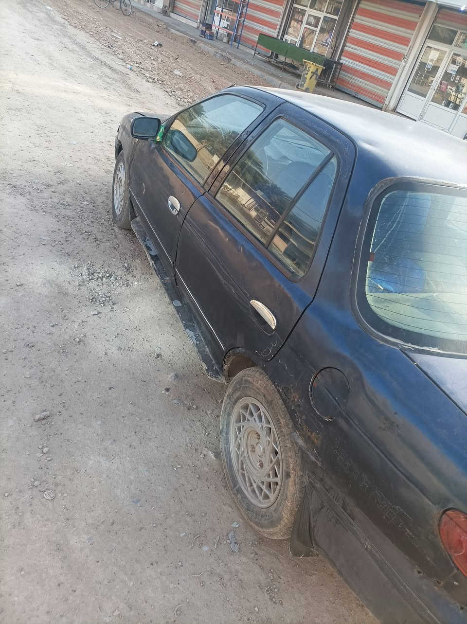 سلام عليكم سيفيا للبيع. مديل 94رقم ديالى نكليزي سنويه الحد 29 محرك كير بشرط  ما مصبوقه  خياسات قليله حيل خير من الله سياره صدر تايرات نضاف  مكان ديالى دلي عباس سعر 26وبيه مجال لطيبين ***********
