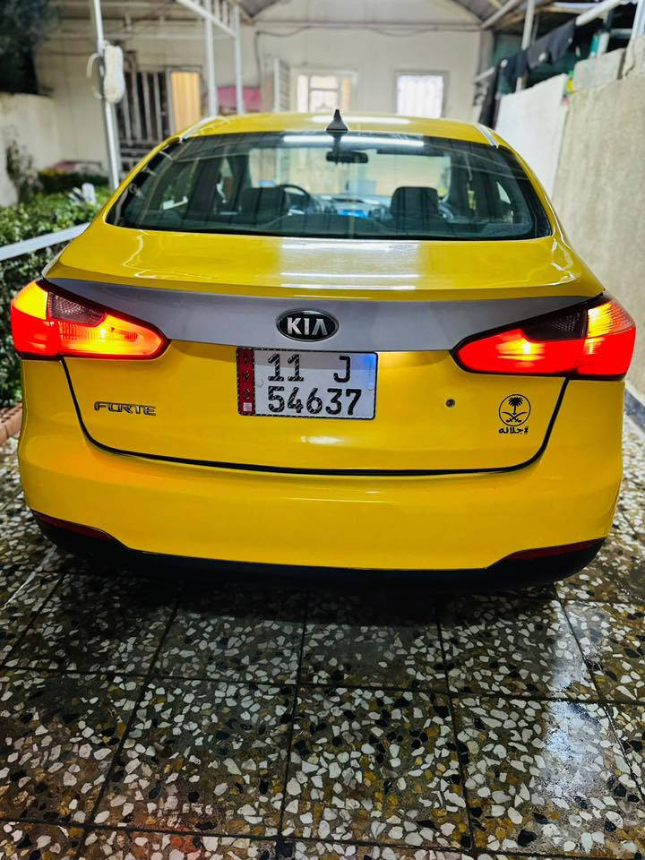 كيا فورتي وارد امريكي ٢٠١٤ السعر ١٠٥
حادث قبق جنطه شبر والصندوك راجع نفسه
السياره كلهه ليبل واحد
مكينه جديده مكفوله ١٨٠٠ دوش طابوكه لاتنقيص ولاتبخير ولادوانز 
تخم تاير جديد
دوشمه جديده 
صدر امامي خلفي جديد 
شاشه اماميه كامره خلفيه
لايت زنون

تحويل ثاني يوم مكان الدوره ***********
