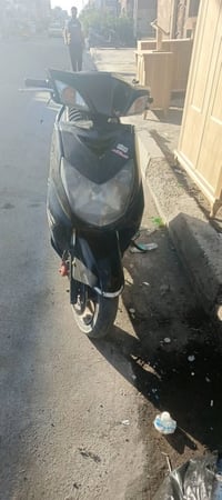 سكنس للبيع الدراجة شغالة محركهة كلش حلو يرادلهة ترتيب الدراجة سعرهة٣٢٥...