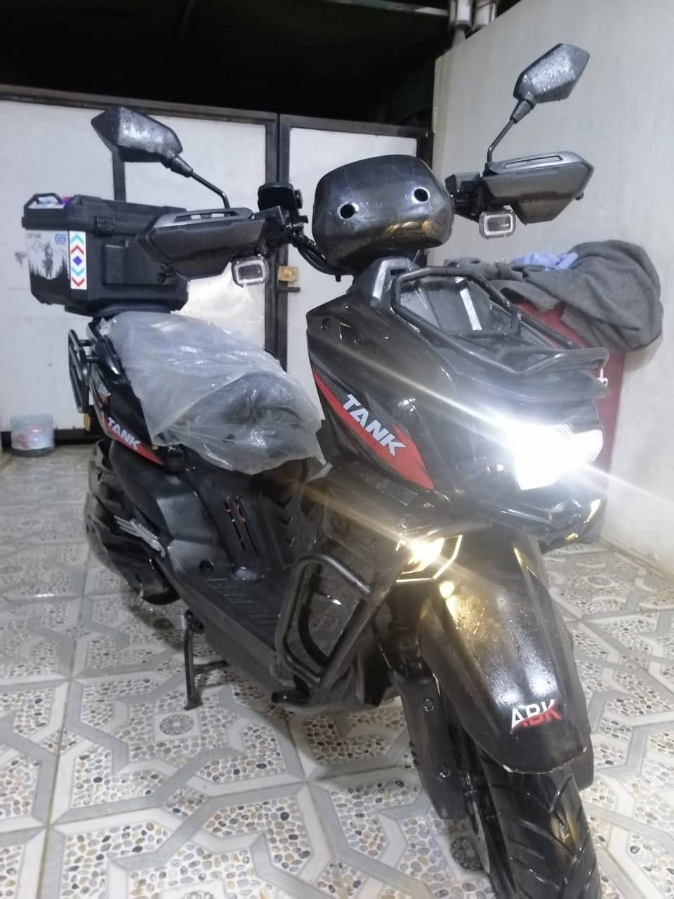 ماطور اباشي فول مواصفات شحن صار شهر من أخذنا جديد بعده اخو الصفر ماماشي هلكد الجديد مالته سعره مليون او ميتين هاذا سعره مناسب اليحب يتواصل ع الرقم *********** مكان كركوك
