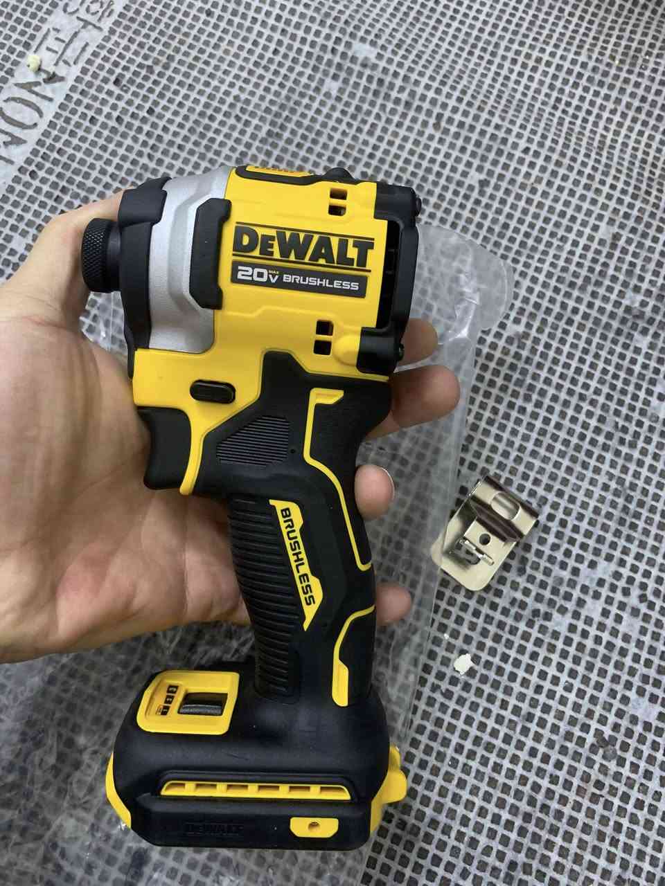 امباكت ديوالت DCF850


**إذا كنت صاحب هذا الإعلان وتريد حذفه لأي سبب، رجاءا أرسل رسالة إلى الدعم الفني**