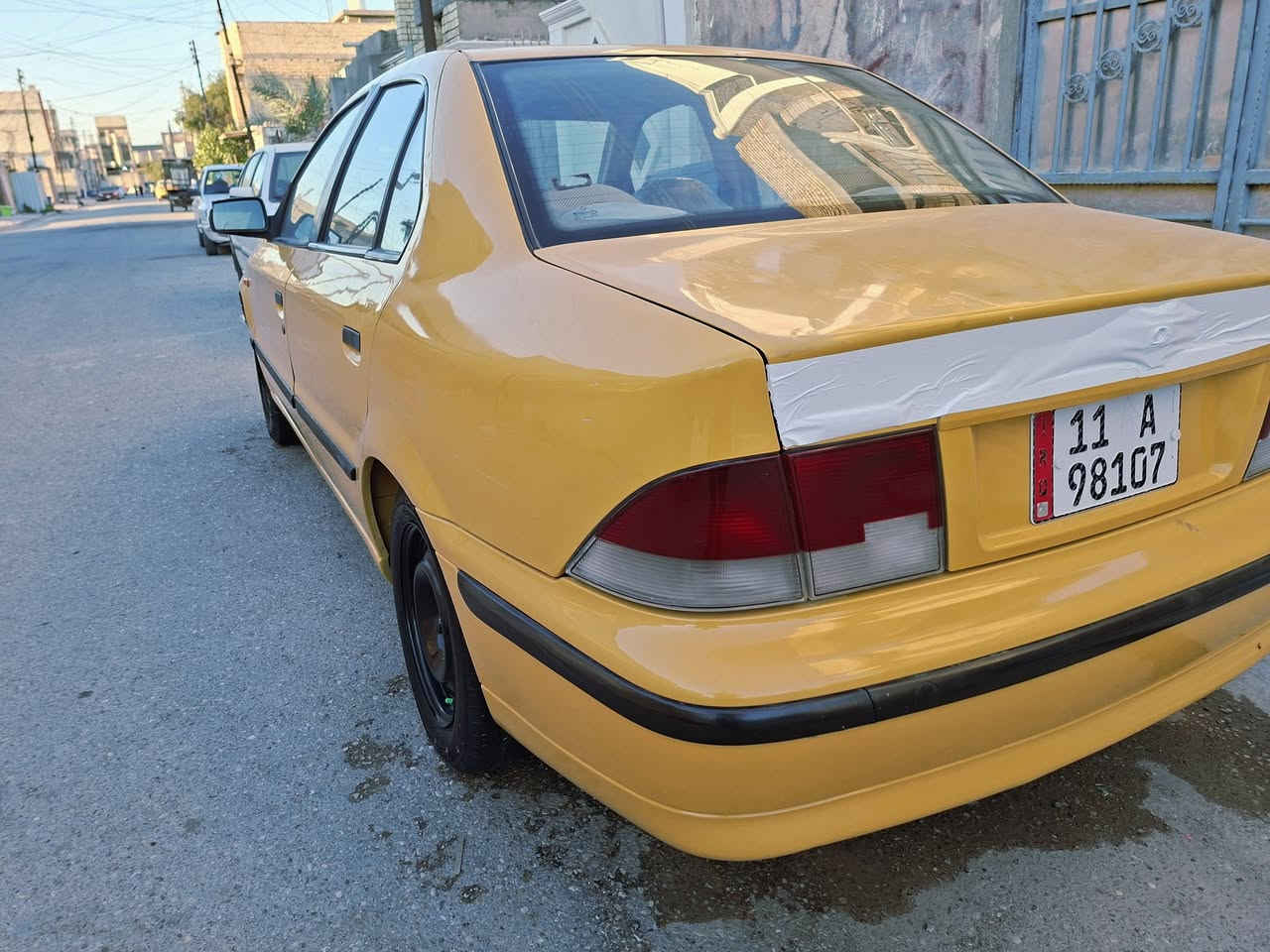 السلام عليكم سمند 2011 بسمي 
صدر أمامي خلفي جديد  مصفره غرامات مرور ونقابه 
العنوان بغداد سعر ٣٥  
***********
