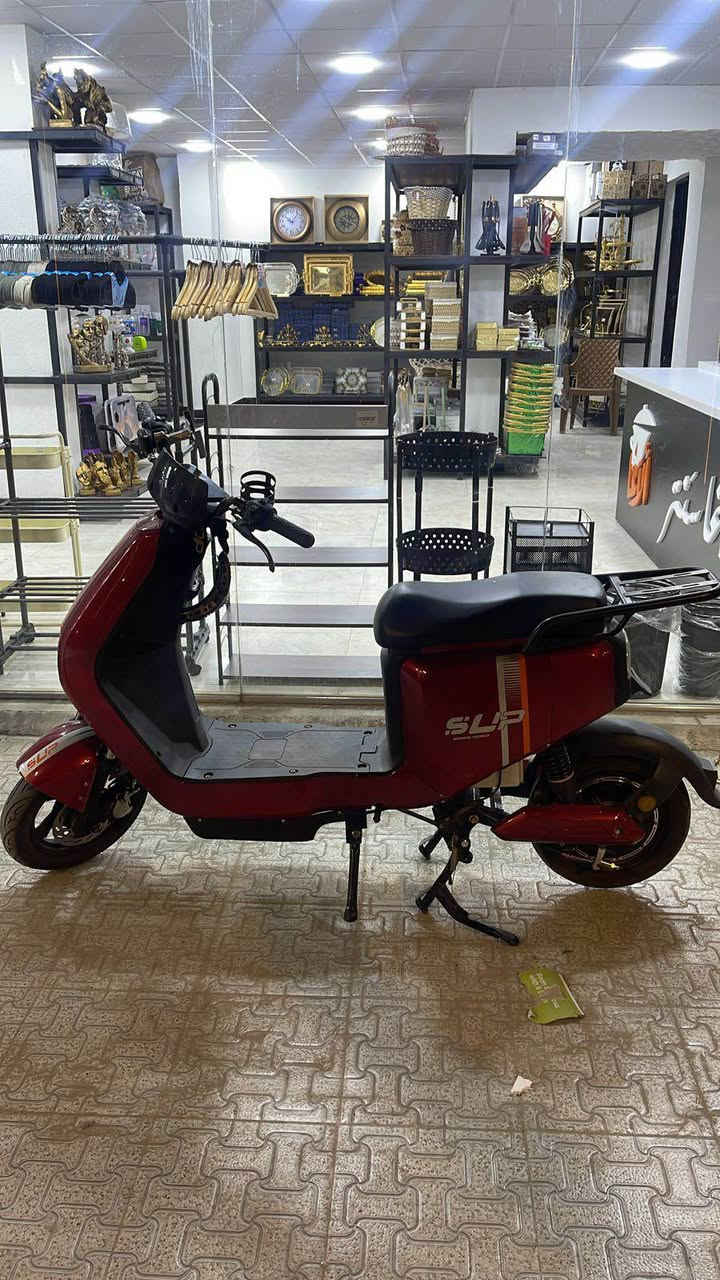 ‏عند دراجة كهربائية مستخدمة خمسة أشهر سعر الشراء 750 بها خلل في البطاريات تعبانة سعر البيع حاليا 400 قفل قفل لا تراسل على مش الرأي ￼ البصرة, العراق


**إذا كنت صاحب هذا الإعلان وتريد حذفه لأي سبب، رجاءا أرسل رسالة إلى الدعم الفني**