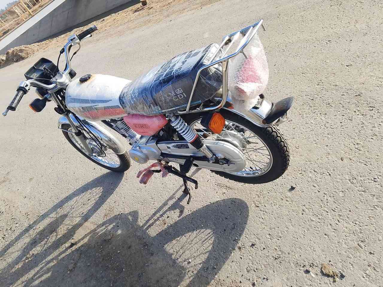 سلام عليكم دراجة للبيع موديل 25 دراجة خير من اللة مكان ديوانية دغارة الرقم ***********
