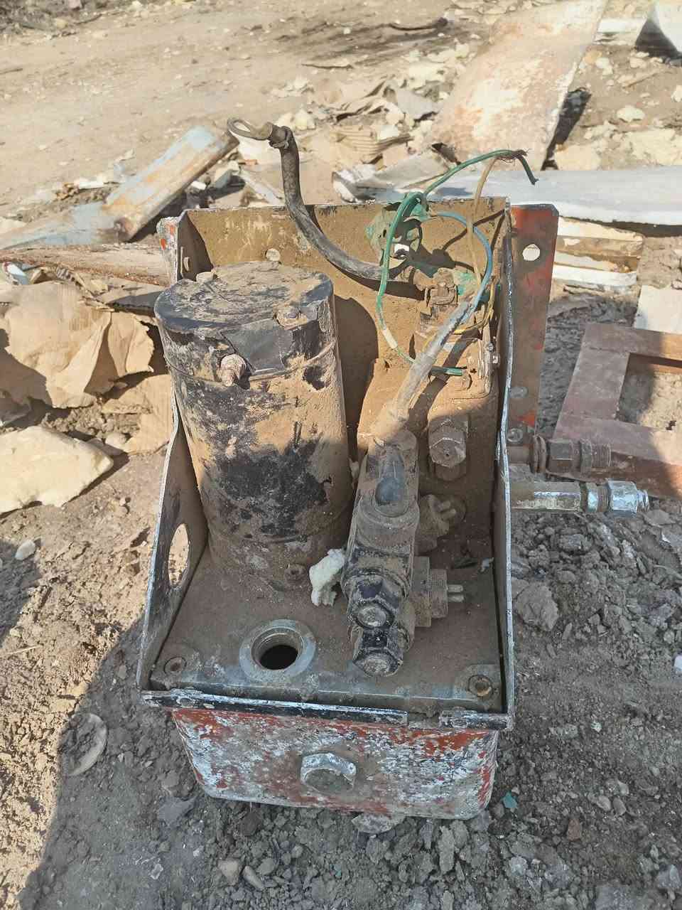 جك هو دورليك كهربائيه للبيع للاستفسار الاتصال على ***********
