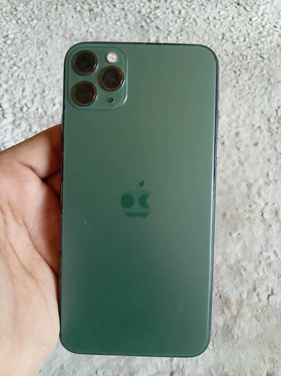 السلام عليكم
جهاز11برو ماكس
ذاكره512
بطاريه 86
مبدل شاشه oled بس وكع وطلعت بقعه سوده مامأثره
ومبدل ضهر الاصلي 

للبيع ب325 وبي مجال او للمراوس ب12فما فوق للاستفسار ***********
