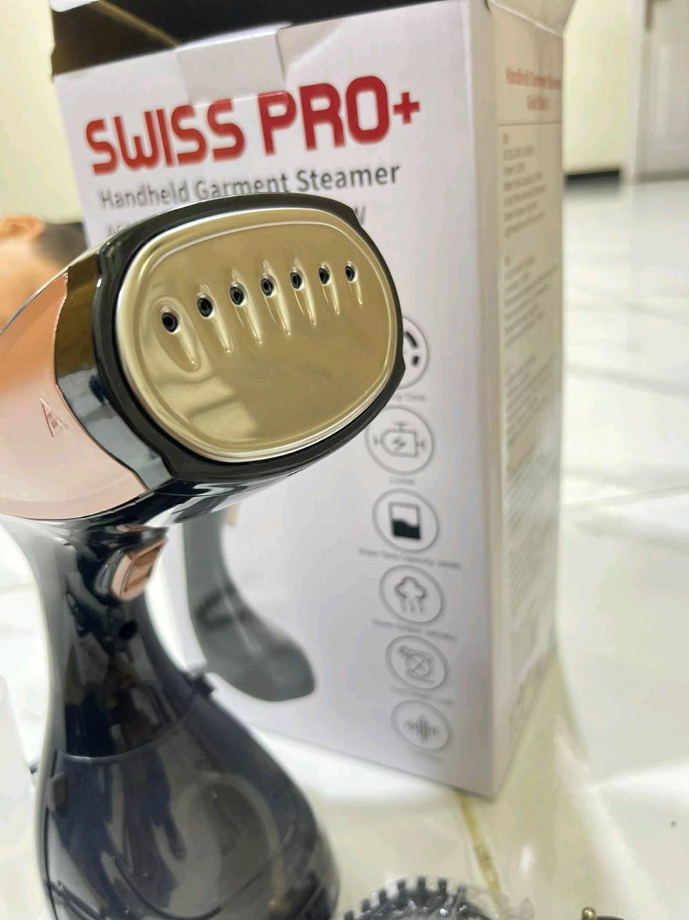 للبيع غراض جديد بالجيس اصلي بسعر مناسب