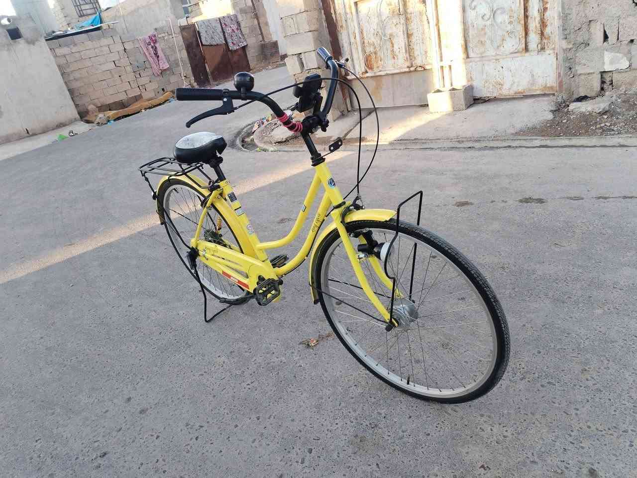 السلام عليكم للبيع شركه سانتوس بايسكل جديد موديل 20 كفاله عامه الشراي خليه يتواصل على هذا الرقم ***********
