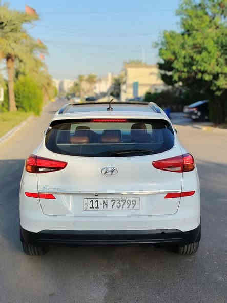 السلام عليكم للبيع  توسان 2020 خليجي
كاصد اصل فول مواصفات

ماشيه 92. الف حقيقي

٥ عدسات

نوراما

لايت زنون.

اناره ترحيب داخليه 

تحكم ستيرن فول

حساسات خلفي +امامي اصلي 

بصمه تشغيل

بصمه ابواب 2

انفكيشن

اشاير بالمري +مري شفط

تبريد قطعتين أمامي خلفي

يدات نيكل اصلي

اناره ترحيب عند الاقتراب

لايت دوار حساس عند الاستداره

كامره خلفيه 

حساس استيرن للاستداره

سايد بريك بالرجل

مقاعد كهرباء ٢ 

شاحن واير ليس

5 ويل كب.

السعر 189 مجال كلش بسيط

باقي المواصفات المعروفه

سيارة بيها ربع بنيد وربع باب صبغ فقط بدون دواخل 
سيارة جديده وجاهزه من كلشي الحمدلله
مكانها بغداد سيدية
رقم بغداد بأسمي تحويل ثاني يوم 
 
***********
