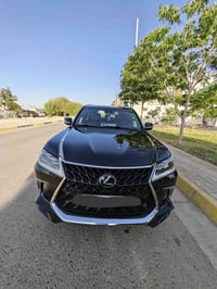 لكزس LX 570 • ٢٠٢٠ • ٧١ ألف كم