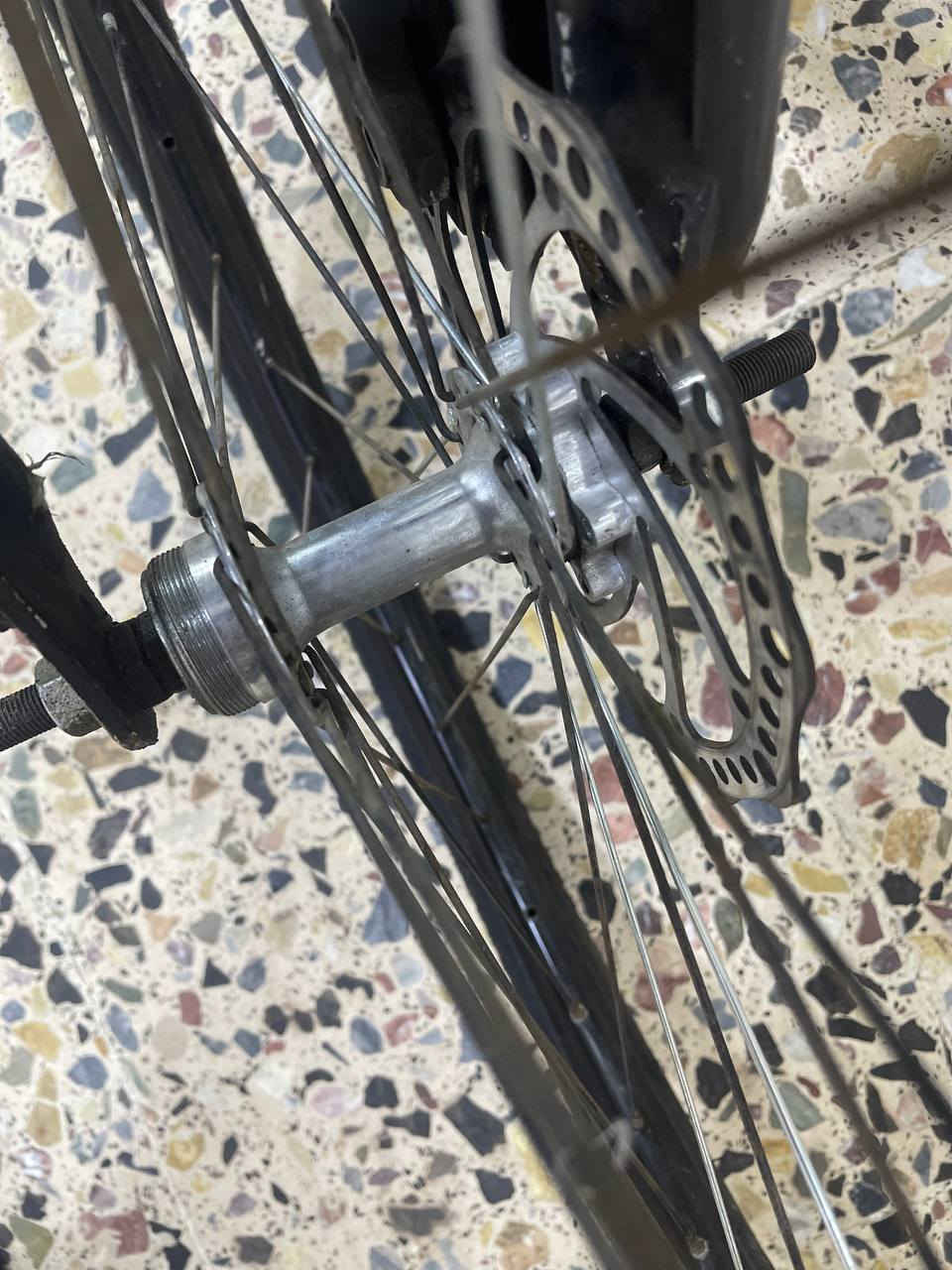 باسكل جبلي ياباني امانه الله 
بريك امامي خلفي شغال 
لشه فافون 
السعر110 وبي مجال


**إذا كنت صاحب هذا الإعلان وتريد حذفه لأي سبب، رجاءا أرسل رسالة إلى الدعم الفني**