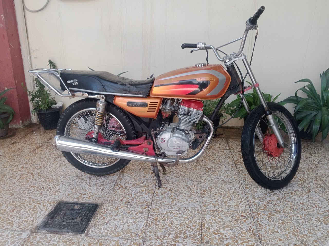 معمر جديد للبيع بارت خمس تسعات السعر 230 بمجال قليل رقم الواتساب ***********
