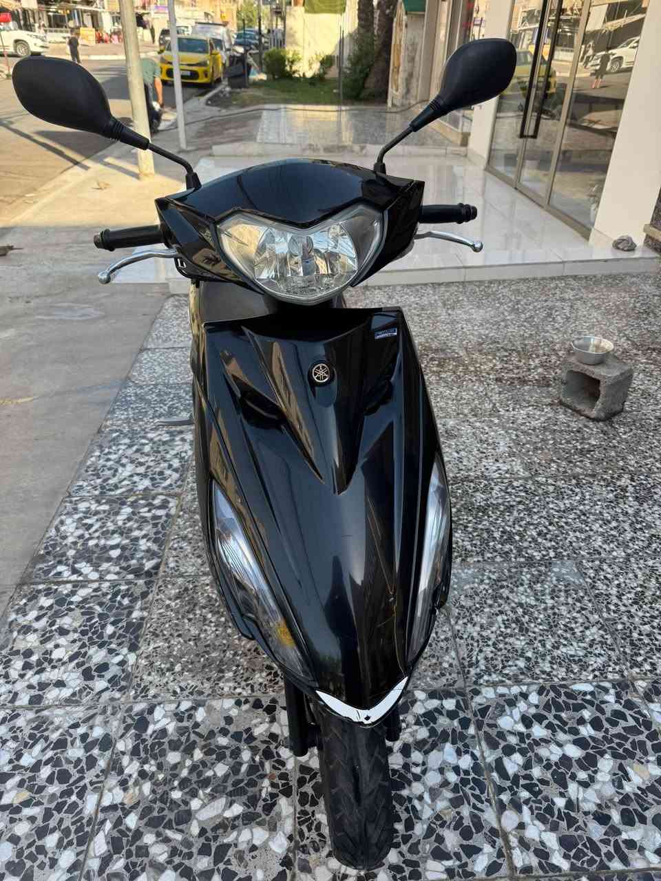 للبيع اكزز Z  حديثه دارجه بلاديه مال رمبه سويجين وياها اصلي السعر مليون وربع وبيها مجال مكاني شارع فلسطين ***********
