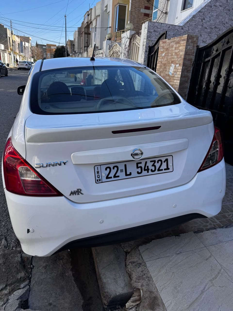 ئەم سەیارە نیسان سەنی بۆ فرۆشتن مۆدێل ٢٠١٨ دوو پارچەی هەیە چامرغو دەرگای سایەق سەنەوی و رەقەم و هەموو شتی نوێ کرایتەوە بەناوی خۆمە یەکسەر وەکالە دەکەم ناونیشان هەولێر بۆ زانیاری زیاتر *********** وەتسئاپی 
لەسەرە
نيسان سني ٢٠١٨ قطعتين صبغ جاملغ وباب السايق  سياره حلوه ورقم مميز  رقم تلفون 
*********** واتس  واتصال 
سنويه ورقم وهزه كله جديد تحويل وغرامه شرط 
مكاني اربيل أربيل, العراق
