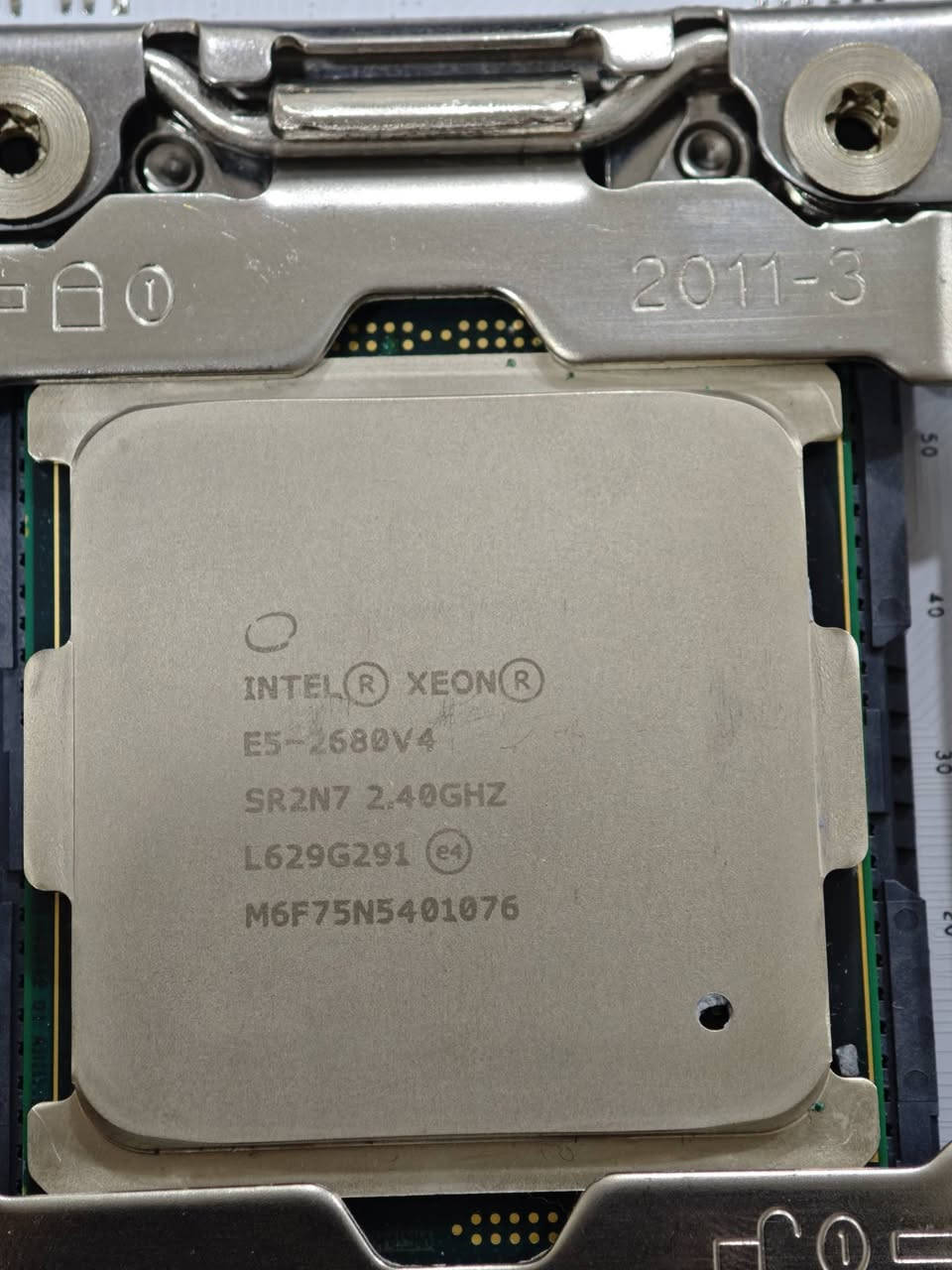 مذربورد QIYIDA D4 X99 + معالج Xeon E5-2680 V4

جديد، فقط تم فحصه.
السعر 60 ألف دينار وبيه مجال.


**إذا كنت صاحب هذا الإعلان وتريد حذفه لأي سبب، رجاءا أرسل رسالة إلى الدعم الفني**