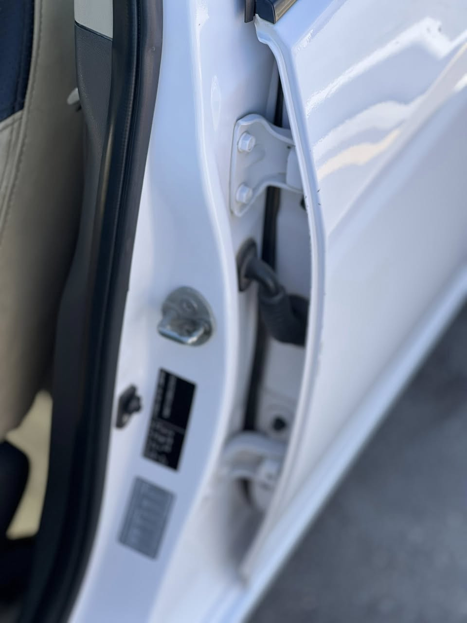 السلام عليكم النترا مقدسه ٢٠١١خليجي السياره مكفويل ما عده الباب بي بارد مبين بل صور مكلف بل نشر لتواصل ويا راعي السياره ***********
