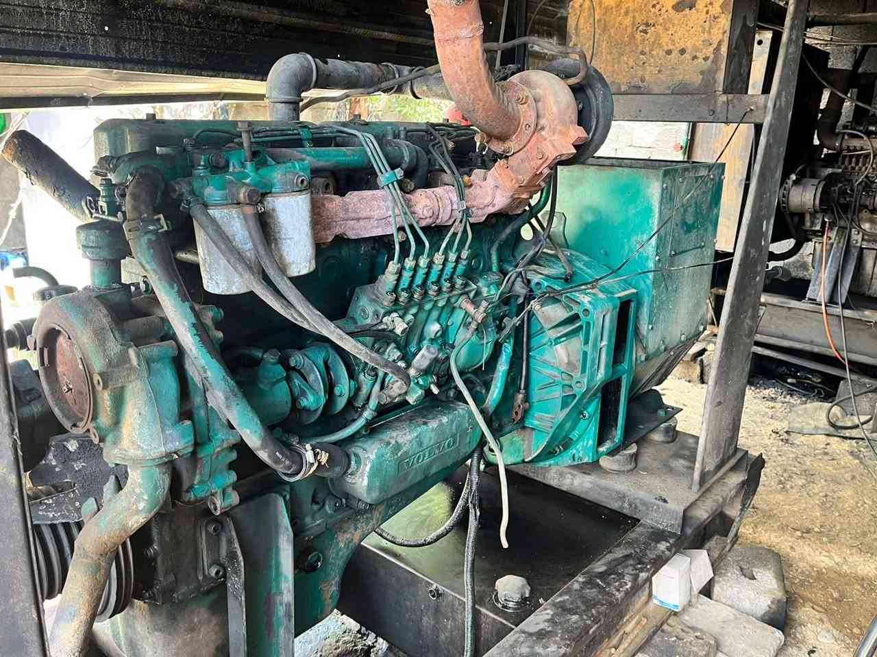 سلام عليكم من رخصة الأدمن		...….
مولد فالفو دي سبعة D7
راس توليد مضلع تك بوربرن 180 كي في
بيها بخار بسيط
السعر 20 ورقة
للتواصل ***********
***********
