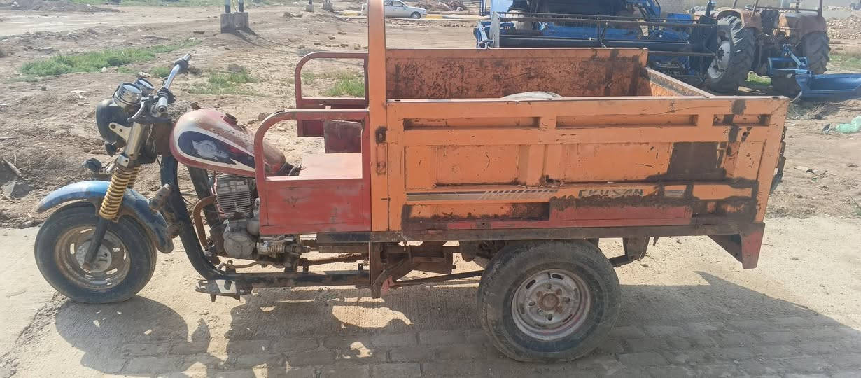 للبيع ستوته نظيفه كلك السعر 300 وبيه مجال
مكان الحي. ناحيه البشائر 
للاتصال ***********
