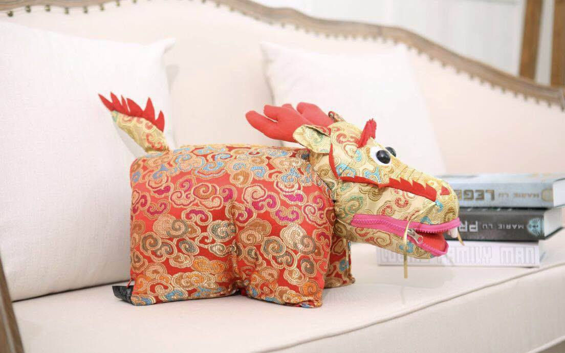 السلام عليكم متوفر دبب بسعر مناسب واشكال مختلفه واحجام مختلفه سعر القطعه 500دينار  اقل كميه 300قطعه  للاستفسار ***********
