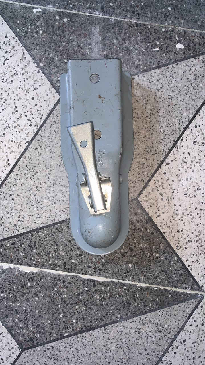 لقطعه ٢٥ الف. ***********. ***********
