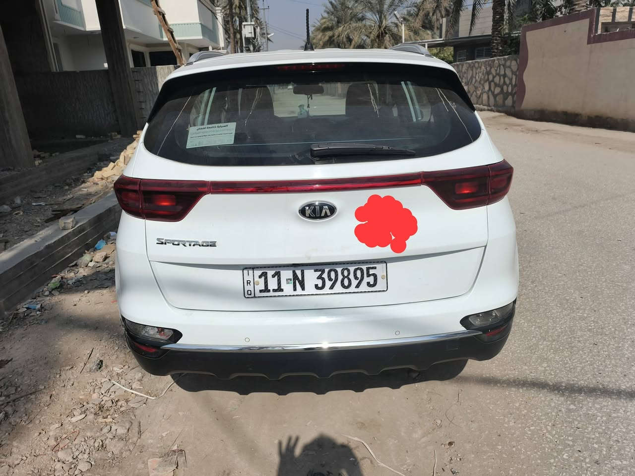 يالله سبورتج موديل ٢٠٢٠
رقم بغداد انكليزي 
ماشيه ٦٨ ألف 
كفالة عامه عدى إلي ماشر عليهن شبر صبغ وسبر بارد
مكاني بابل أو بغداد باسمي تحويل مباشر 
نظيفه جدا ألف متصرف عليها 
***********
السعر ٢٠٥ وبيها مجال 
الاستفسار اتصال على الرقم
