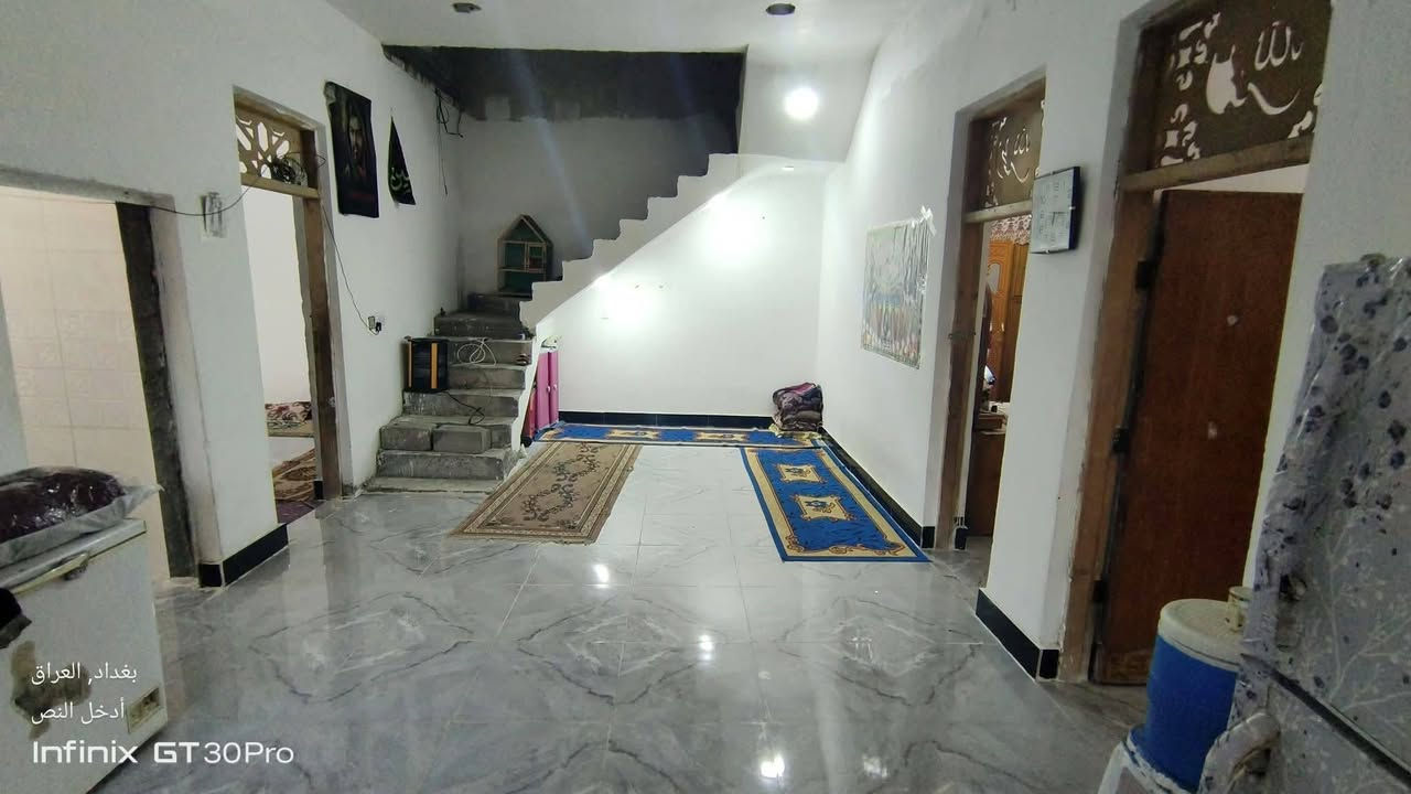 سلام عليكم -مكلف بل نشر-
يوجد لدينه بيت زراعي في منطقة حي البتول/// 200 متر كما موضح امامك في الصور ( لسعر 80 وبي مجال )
 
(***********)

