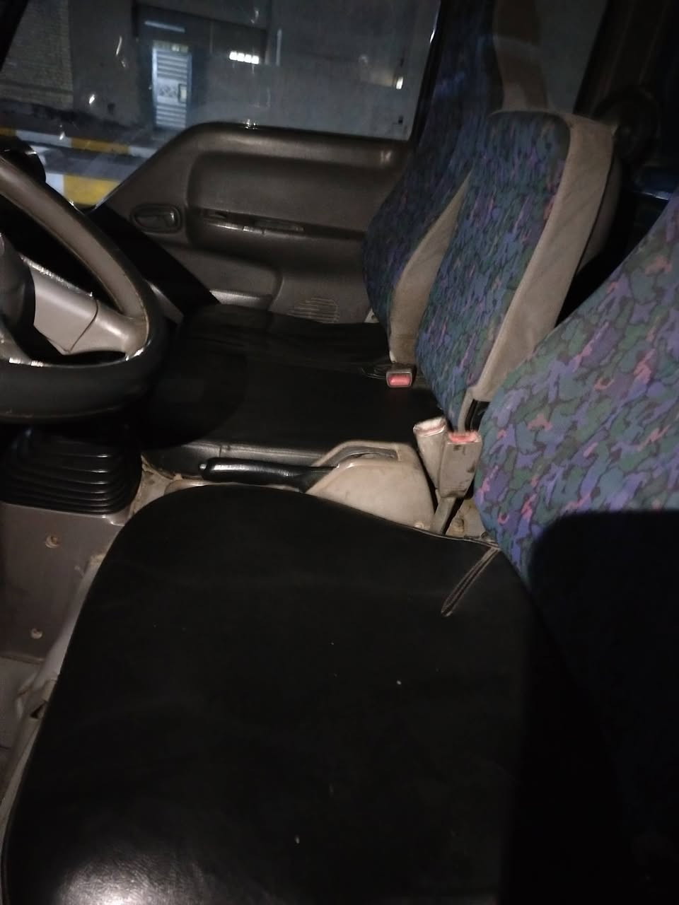 السلام عليكم كيا فونتيرا ٩٩  رقم بغداد دولي سياره محرك كير شاصي رقم شاصي مكفول  صدر كهربائية كل شقال تخم تايرات جديد باتري لبارح مبدل صلف جديد جديد   بي دوسات مصلح  سياره خير من الله  السعر ٦٣ وبي مجال للشراي مكاني فلوجه شرط التحويل للاستفسار رقم ***********  شرط التحويل
