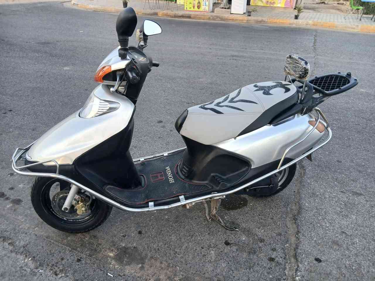 سلام عليكم سبيسي لبيع لسعر اب 650او بيها مجال لعنوان كوت زين القوس ***********
