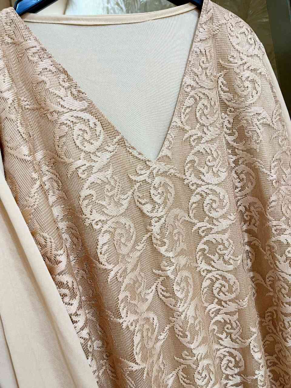 السلام عليكم قفطان 3 قطع فستان وبشت وحزام اخذته من مكه ب150 اريده 50 قفل عدي توصيل لكل العراق ب 3 مرهم رجعي بيد المندوب قياس 2 اكس يلبس حسب الوزن


**إذا كنت صاحب هذا الإعلان وتريد حذفه لأي سبب، رجاءا أرسل رسالة إلى الدعم الفني**