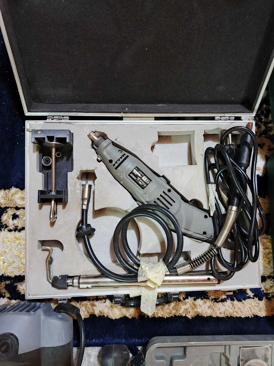 واتساب ***********
