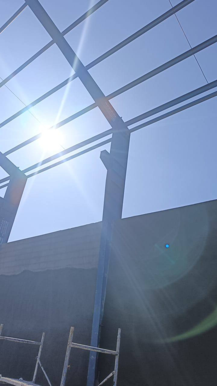 بالتعاون مع شركة پوژان پارسیان تقوم كوادر مكتب الديوان الهندسي بإدارة  مهندس حسنين الطباطبائي  بأنشاء جملون مساحة 4200م في منطقة الچمالية في كربلاء
*مستعدون للقیام بجمیع اعمال steel structure
*بنایات متعدده الطوابق... 
*مخازن.... 
*جملونات.... 
*محال تجاریه  عملاقه.
* تصمیم آمن مع کادر مختص فی اعمال الابنیه الحدیدیه. اختیار المقاطع الحدیدیه عمل جمیع المقاطع الحدیدیه وفق مکان مختصه و نقلها الى الاماكن المخصصة
باقي تفاصيل في اول تعليق 👇🏻🍀
#تنفيذ_اشراف 
الخدمات التي يقدمها مكتب الديوان الهندسي 
👇👇👇
#إشراف_معماري #هندسة_معمارية #تنفيذ_مشاريع #مواقع_إنشائية #هندسة #تصميم_داخلي #إشراف_هندسي #بناء #عقارات #جودة_التنفيذ #مهندس_موقع #ArchitectureSupervision #SiteSupervision #ConstructionManagement #ArchitecturalDetail

​📞 تواصل معنا الآن لتحويل فكرتك إلى واقع:
​📍 العنوان: كربلاء - شارع بيت المحافظ القديم - مقابل فندق القريشي.
📱 للاستفسار: *********** (المهندس حسنين الطباطبائي)
حساب خرائط ومخططات مكتب الديوان الهندسي 
https://www.facebook.com/Eng.Hasnan?mibextid=ZbWKwL
التيك توك
tiktok.com/@hassnan.altabtabe
الانستغرام
https://www.instagram.com/d.one1986/profilecard/?igsh=MjVocjkzOWRlYzFm
التلكرام
https://t.me/+rOmIp0gjsGFkYjcy
