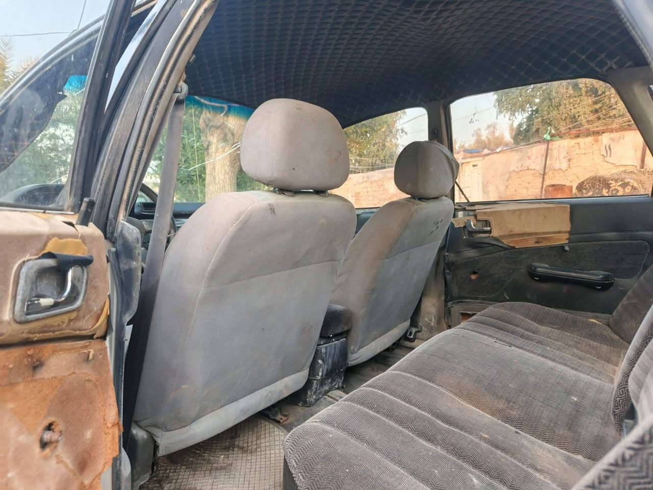 اول مسيا بوشي شرط جير ومحرك 12 ورقه وبيها مجال ***********
