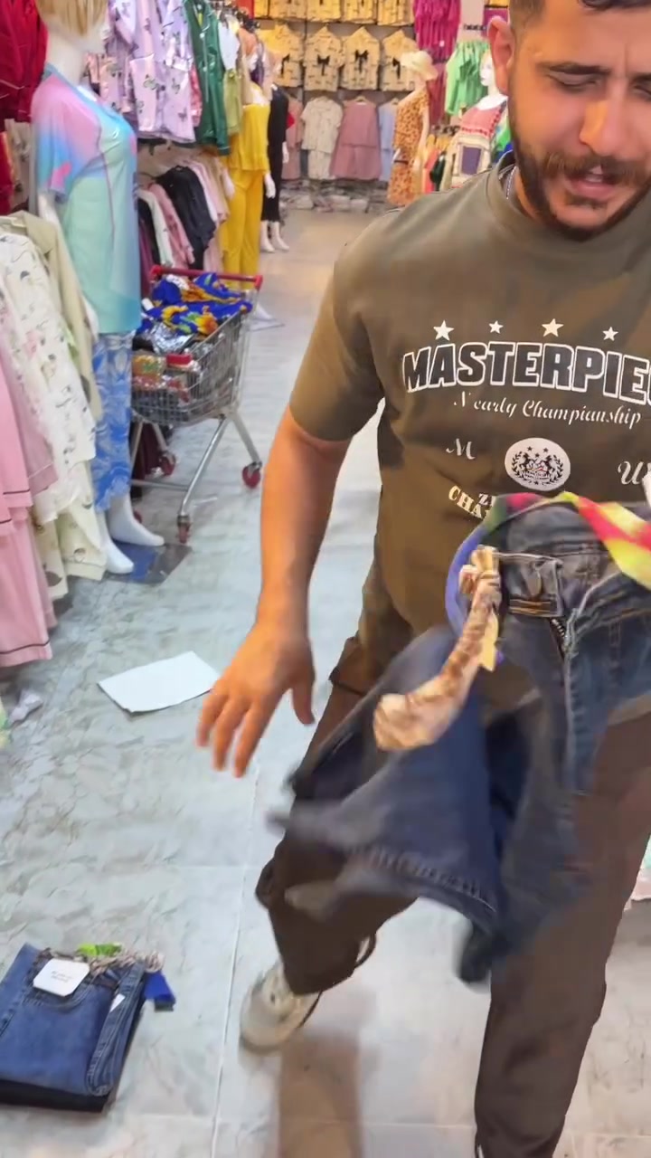 مجمع اشبيليا تمم


**إذا كنت صاحب هذا الإعلان وتريد حذفه لأي سبب، رجاءا أرسل رسالة إلى الدعم الفني**