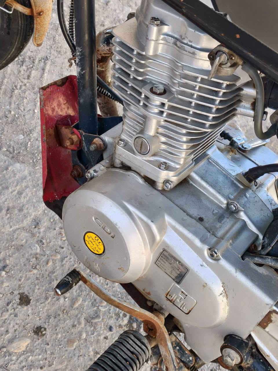 سلام عليكم
دراجه نامه امتياز موديل ٢٢ طالعه ٢٣
٧ اوراق كامله اصولي نظيفه كامله مع صندوق دلفري بلاستك عازل اسود .  
السعر مليون وبيه مجال مكاني عماره حجي عبد .


**إذا كنت صاحب هذا الإعلان وتريد حذفه لأي سبب، رجاءا أرسل رسالة إلى الدعم الفني**