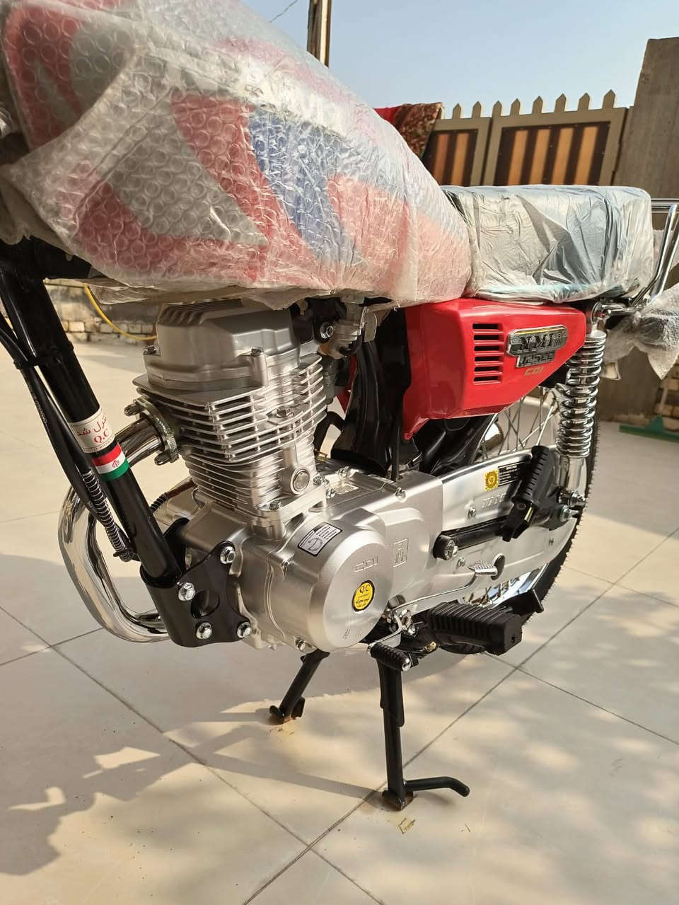 السلام عليكم شباب دراجه موديل25 دراجه بعده  زيرو اسكنر حته ماطالع بيه اروح بيه للدرس وارجع الشراي يتلصل او يراسلني واني خادم السعر 950 بيه مجال $***********
