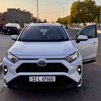 راف فور 2025 بانزين وكالة نبض داخل الضمان ماشية ٤٧٠٠kmفقط  خليجي فول م...
