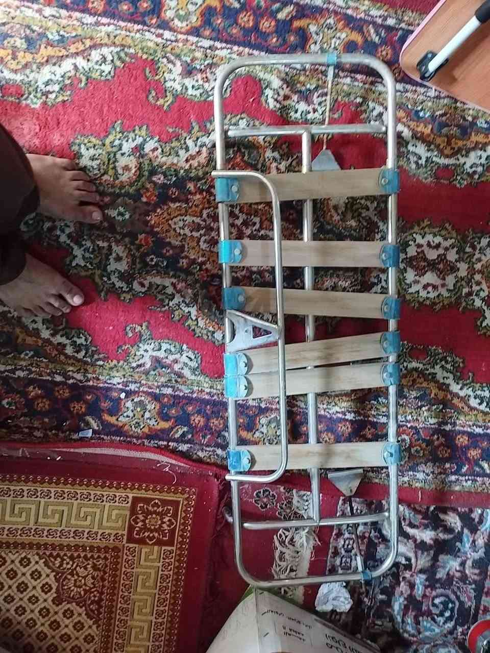 للبيع الدمام مزروفه سماعته بس يشتغل بس صوته ضعيف مكاني ناصريه مركز ***********
