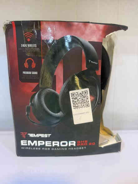 سماعات گيمنك /مايك /جويستكات گيمنك/كاميرات طاقه شمسيه 
للاستفسار ***********
