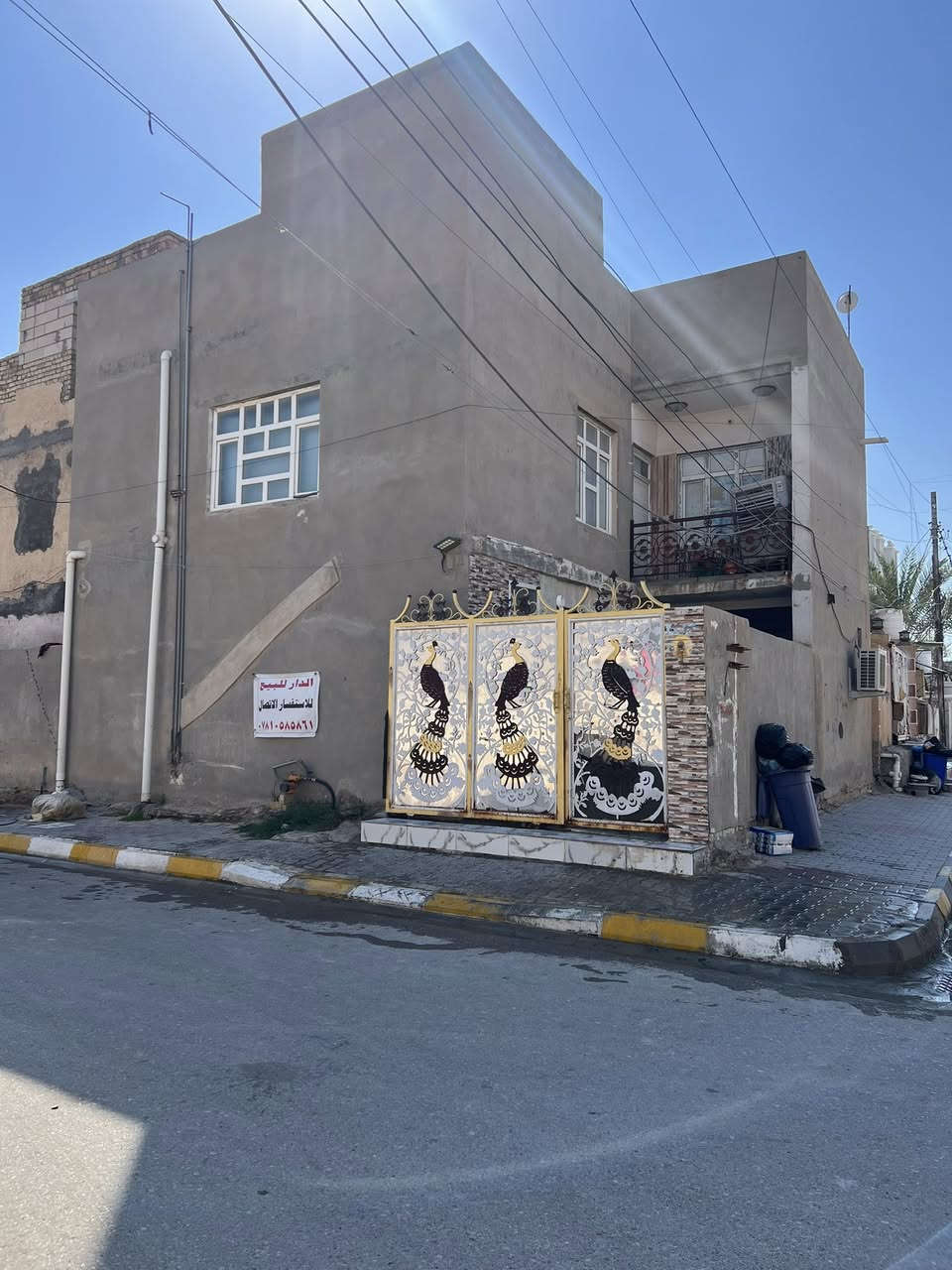 بيت للبيع حي العصري
المساحة ١٠٠  ركن 
الحي العصري 

خدمات فول 

السعر عند مشاهدة البيت 

التواصل على الرقم ***********
