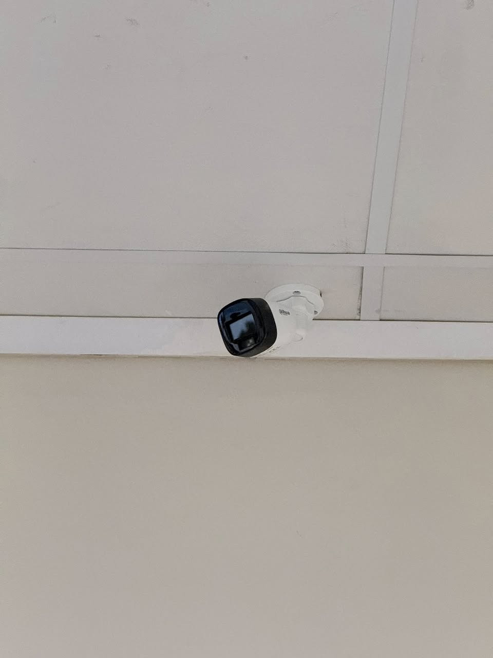 مكتب علي البديري / حله
#لبيع_ونصب_جميع_انواع_الكاميرات 
ip_ anloge 
يوجد لدينا جميع قياسات الكيبلات 100متر +250 متر 
متوفر كيبل cat6 قياس 305 متر 
أسعار مناسبة جدا 
للاستفسار الاتصال على الأرقام التالية 
***********-***********
العنوان حلة شارع المهندسين - مجاور جنة مول
