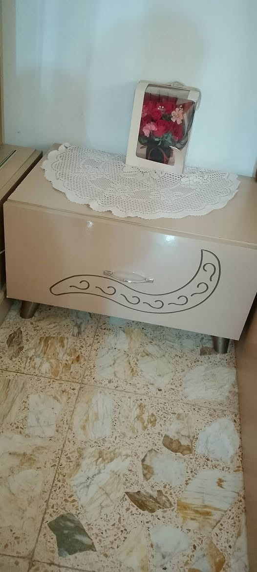 غرفه نوم تركيه 7قطع نضيفه جدا مابيها اي كسر تحتاج بس شد زين لان ممشدوده عدل وسجج للمجرات للتواصل خاص مستعجل ع البيع


**إذا كنت صاحب هذا الإعلان وتريد حذفه لأي سبب، رجاءا أرسل رسالة إلى الدعم الفني**