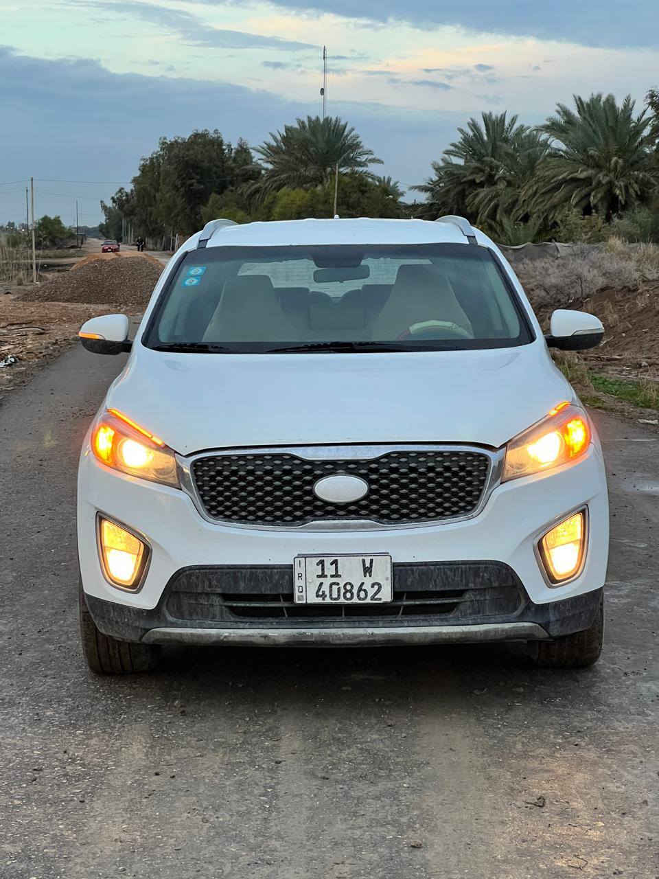 السلام عليكم للبيع كيا سورنتو موديل 2017 وارد خليجي فول موصفات 1/1 بصمه كشنات جلد وكهرباء شاشه كامره خلفيه ويل كب كروم مري شفط حساسات أمامي وخلفي جنطه كهرباء مكينه 6سلندر جديده كير حداديه بلكارتون تبريد ثلج3قطع 7راكب رقم بغداد الإنكليزي سنويه مجدده لل٢٠٢٧ غرفه جديده (ماشيه ١٥٧ الف) حقيقي سياره بيه تجيه خفيفه ومصبوغه عام شواصي ولغود وبجم وجنطه مكفولات سعرها 148 وبيه مجال مكاني بابل الحله هذا رقمي ***********
