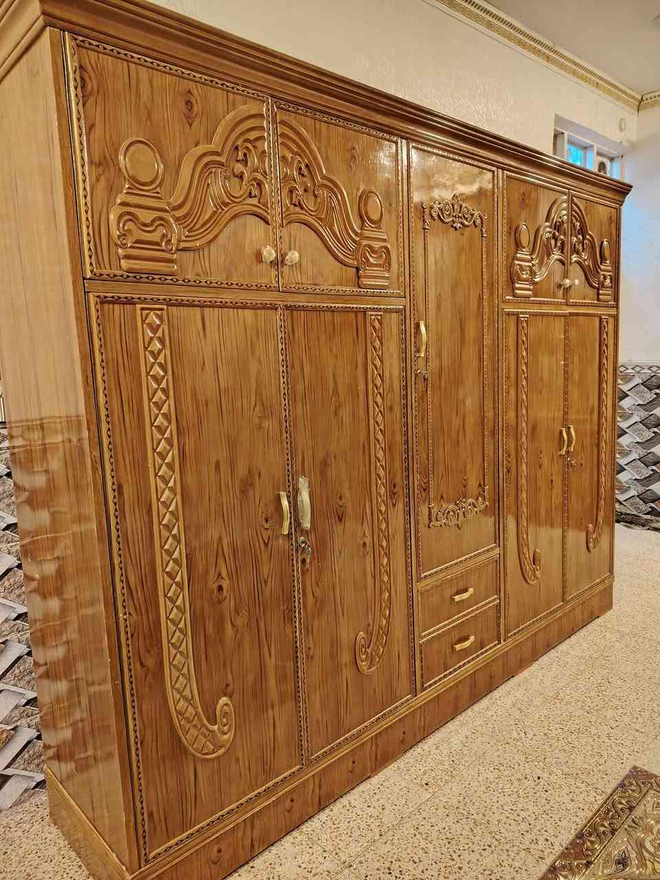 مکلف ب النشر غرفه نجاره تزکام صاج 5 ابواب طابقین استخدام قلیل للبیع مکانه کوت وای استفسار ع ***********

