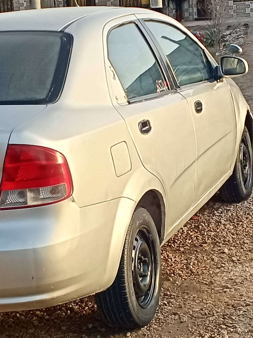 سلام عليكم افيو  خليجي مديل 2005 سياره مصبوغه جماليه فقط  
رقمها بابل  سنويه 27  كفاله من  الكص   كهربئيات كله شغاله 
حداديه  امامي خليفه جديدة   تخم تاير جديد  سياره مال  جناي 
محرك  مفتوح  1600
كير اوتوماتيك 
بيها ضربه بلبچم امامي 
السعر 36 بيها مجال بسيط 
مكان بابل  محاويل 
الاستفسار ***********. ***********
