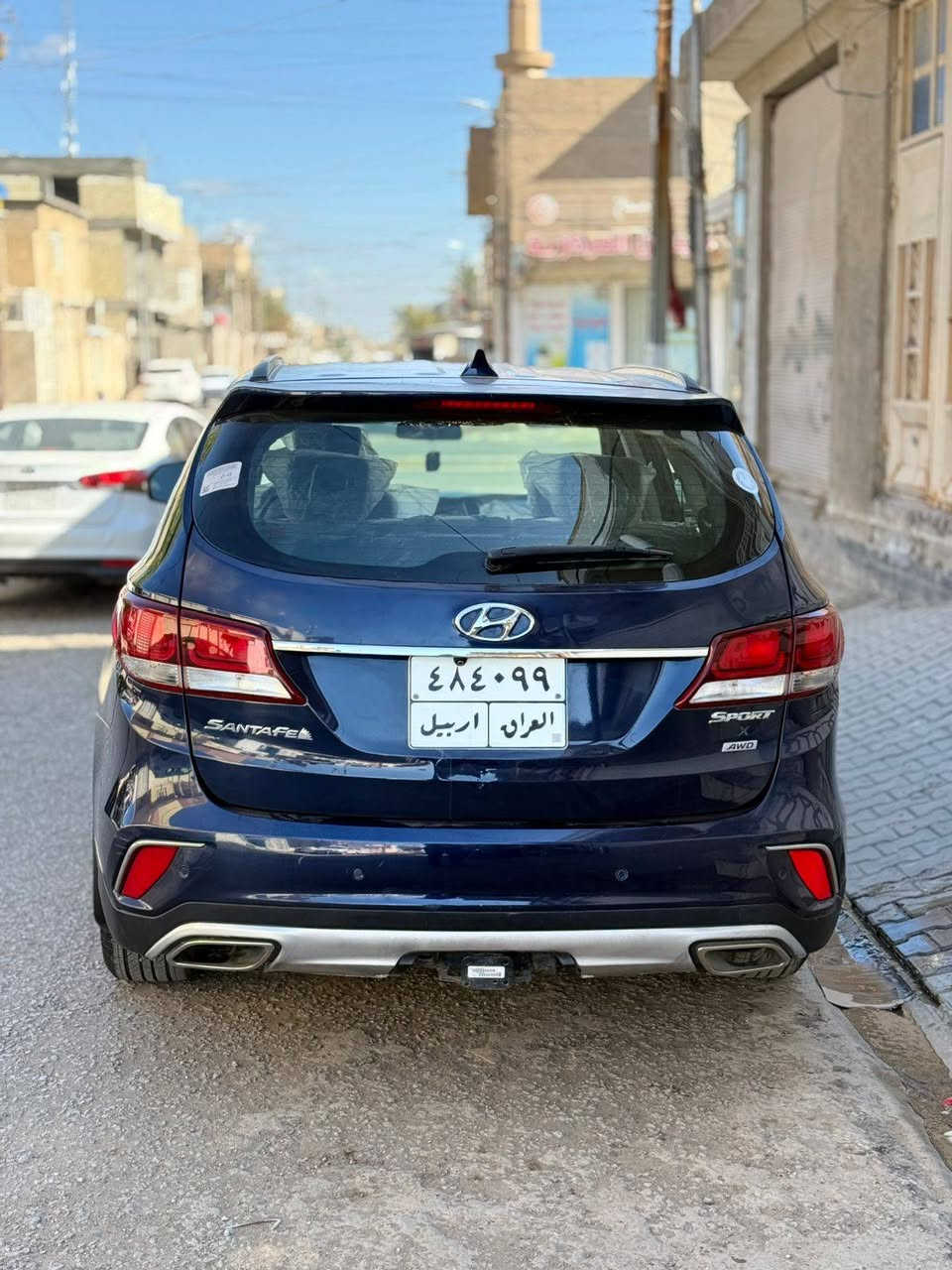 السلام عليكم 
سنتافي كراند 2017 وراد أمريكي حادثها فقط بنيد بدون دواخل  ماشية ١١٠ الف كيلو مواصفات نص فول  كشنات تدفئة وتبريد وهيتر بالستيرن شاشة كامره خلفيه كشنات كهرباء دبل سبايدر 3.نظام قياده 7 راكب 3قطع تبريد مكينه 6سلندر مكينه وكير حدادية بشرط برغي مامفتوح بيهن تخم تاير جديد لد امامي شمعه أماميه بلوجكتر زنون  تحكم ستيرن فورويل درايف تبريد ثلج نضام ايكو اقتصاد بانزين مانع الانزلاق حساسات خلفيه اماميه رادارات داخل صاج ملكي وبيها مواصفات اكثر سياره جديده بمعنى الكلمة سياره مال بيت أي نقص مابيها عنوان السيارة نجف   سعر ١٧٠ وبيها مجال حك جيتك  رقم اربيل للاستفسار
‏‭*********** النجف, العراق
