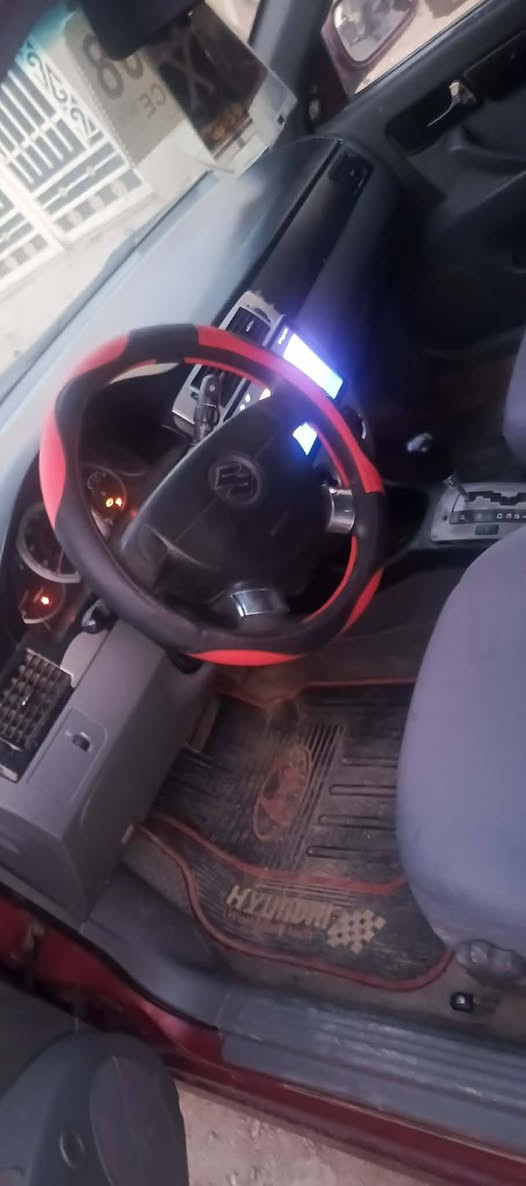 سلام عليكم وابتر كارنزه موديل 2006رقم بغداد مشروع وطني دولي سنويه لا 30 تحويل ثاني  كير ومكينه كفاله تخم تاير جديد حداديه جديده سياره جاهزه من كلشي مكان السياره كوت مركز المدينة السعر 57 لا تصال على الرقم ***********
