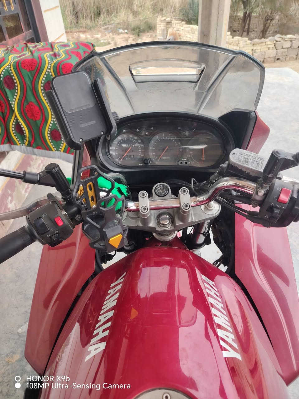 دراجه للبيع يوماها محرك 900 مكفوله دراجه نضيفه فول وحلوه مارونيه حمره 3 جنط سعر خاص للإستفسار *********** متواجد مكاني بغداد
