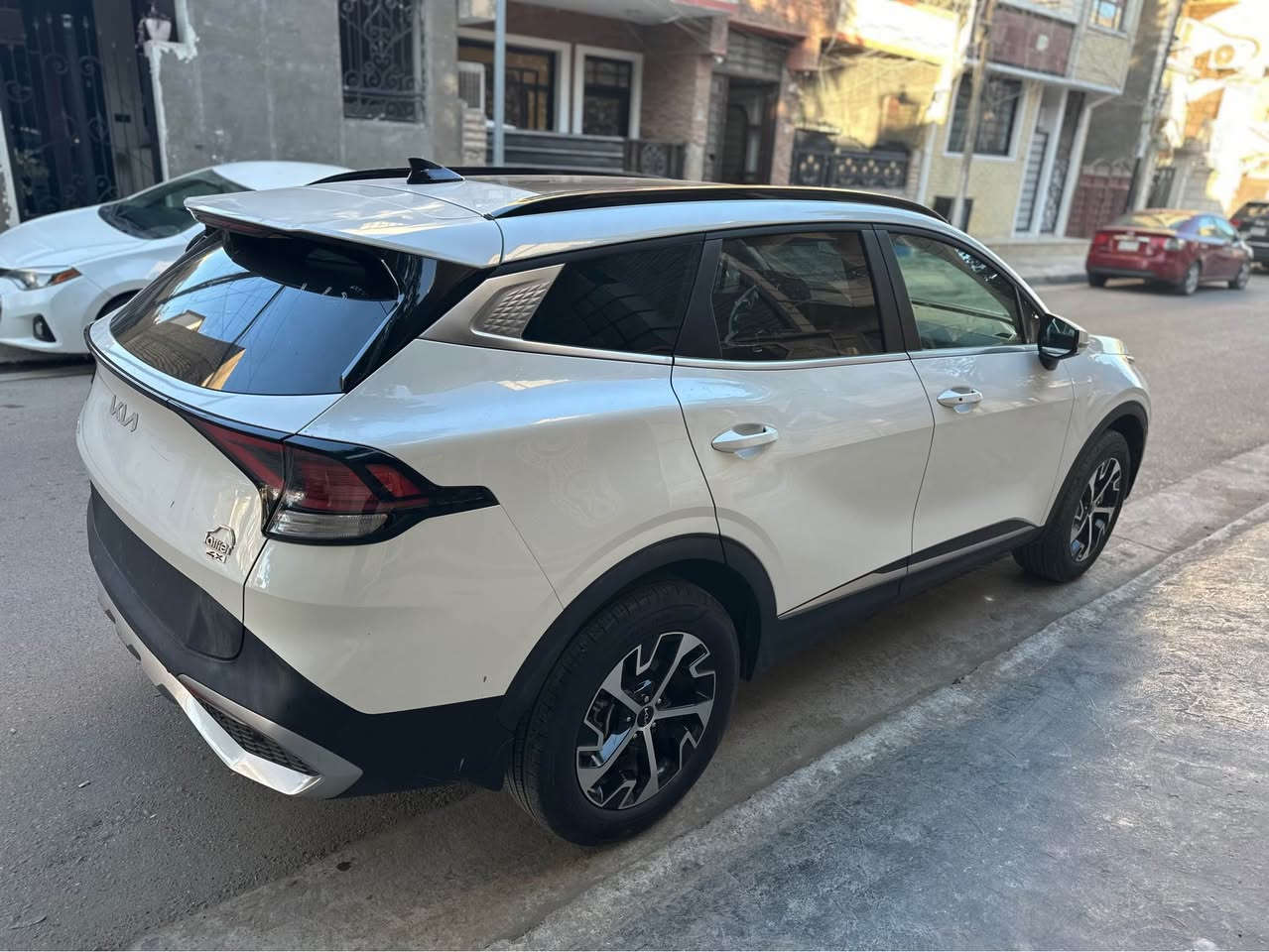 سبورتج موديل ٢٠٢٤ دخول  جديد 🚦ماشيه ٧ لاف حادثه فقط بابتين مبدلات نفس ألون سياره بدون صبغ🚦 سياره جديده معناه كلمه مواصفات فول فول 🗽بانوراما كشنات جلد بصمه شاشه متصله كبيره فول تحكمات رادارات حساسات بعد بيه مواصفات كلش هواي سياره بدون رقم🚧 ستفسار ع رقم هاتف 📱 *********** مكاني 🏘️بغداد لاعظميه شارع اخطل سعر جدا مناسب 💵 بغداد, العراق
